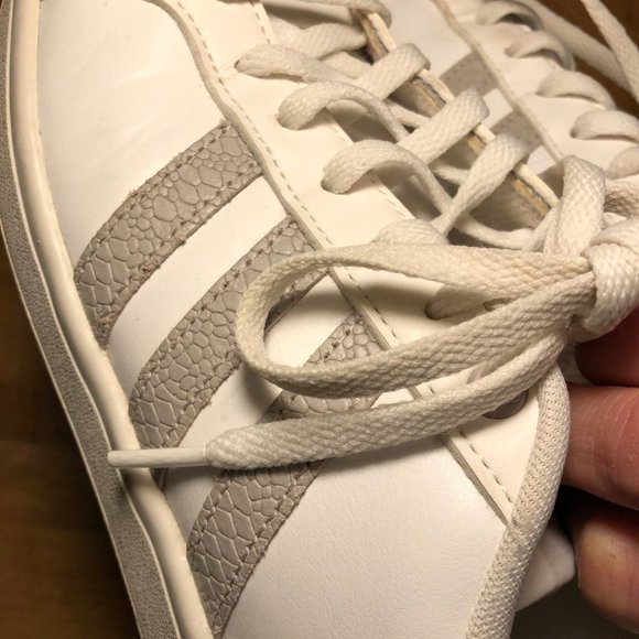 Adidas Cloudfoam Advantage Women’s Size 8 Comfort Shoes B42133 White - Picture 10 of 10